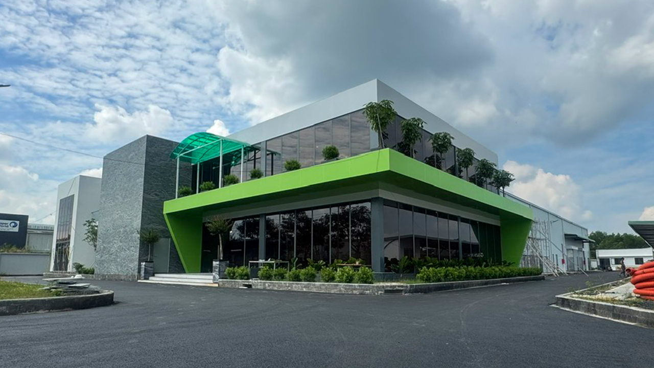 mẫu nhà mái bằng với thiết kế độc đáo có hệ thống tầng hầm